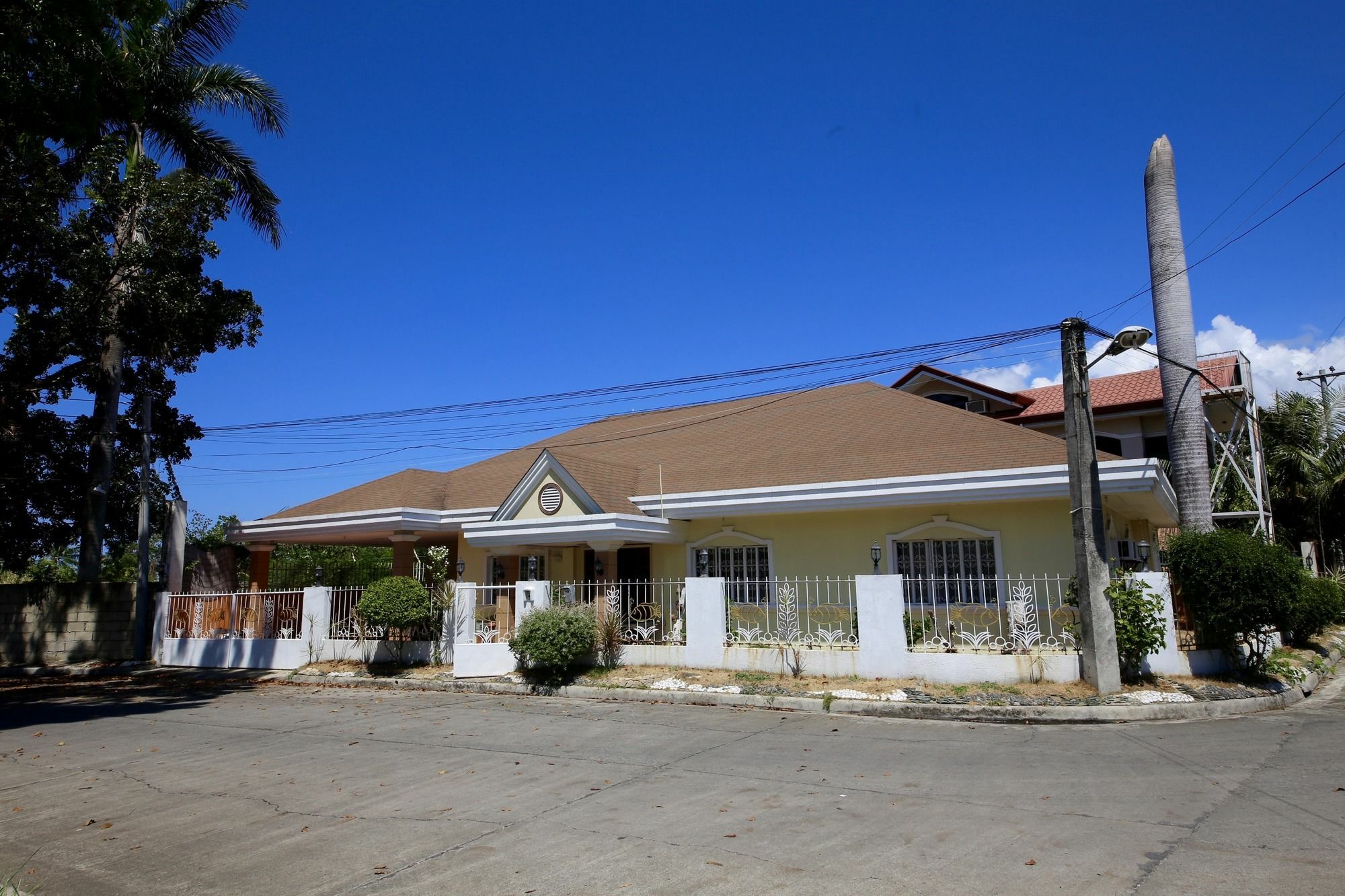 Dee Guesthouse White Sands Île de Mactan Extérieur photo